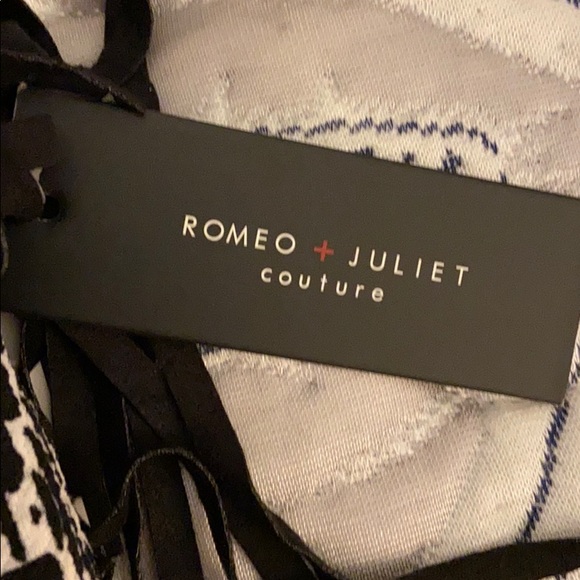 Romeo and Juliet Fringe Dress - Picture 6 of 7